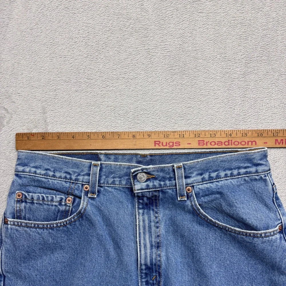 Levi's Vintage Y2K Jeans Mens 33x30 505 Regular Fit Straight Leg Medium Wash